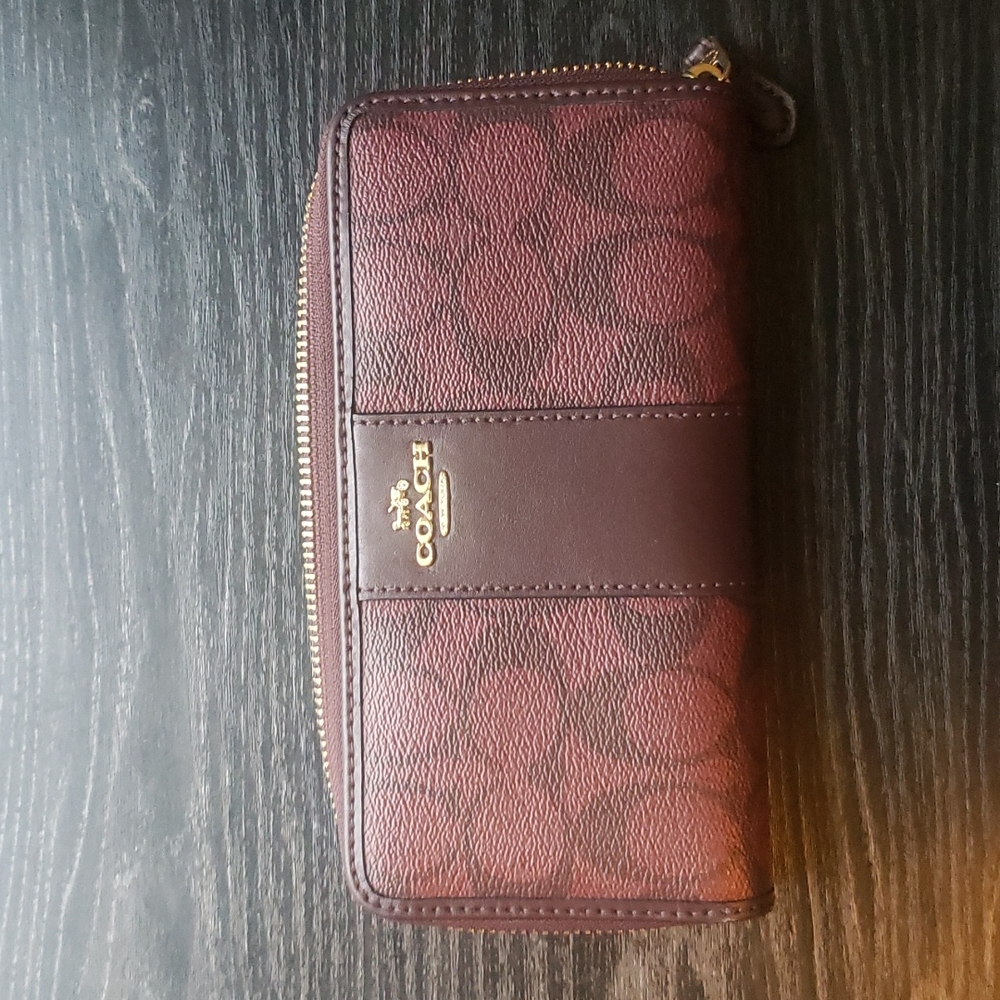 Coach wallet